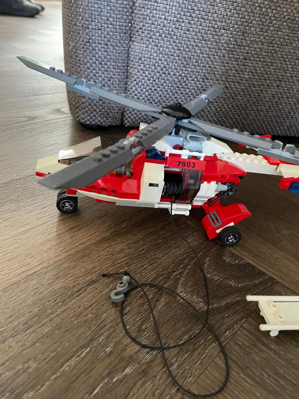 Lego City: Reddingshelikopter 7903