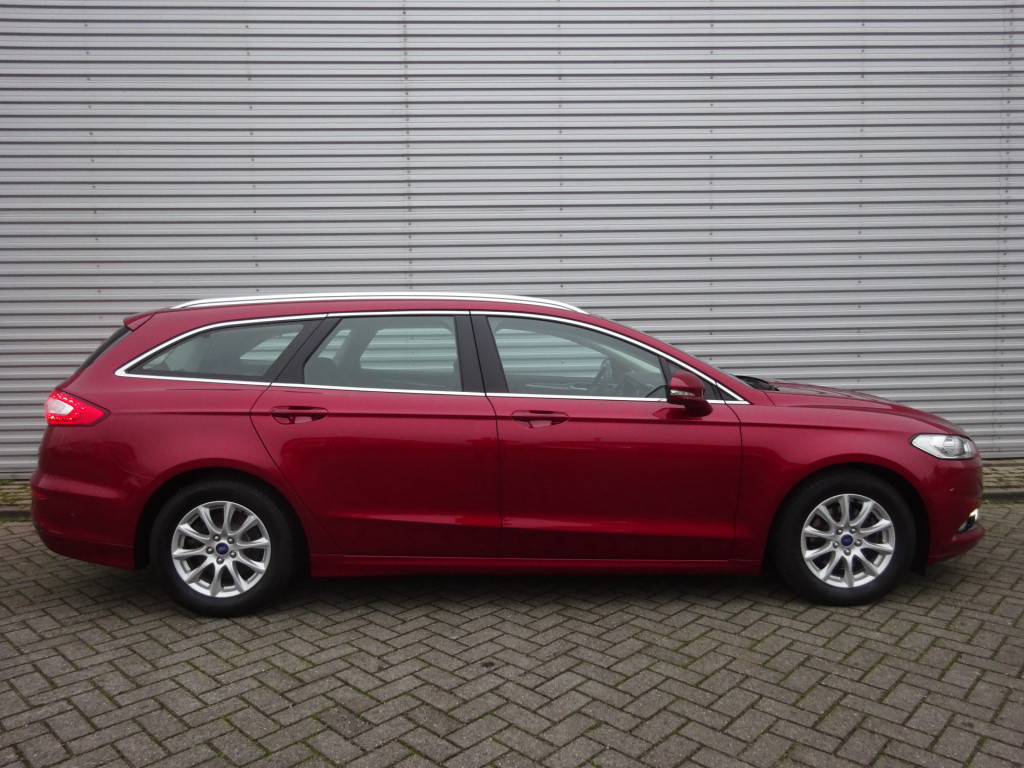 Ford Mondeo wagon 1.5 tdci titanium 1e eigenaar / navigatie / cruise contol
