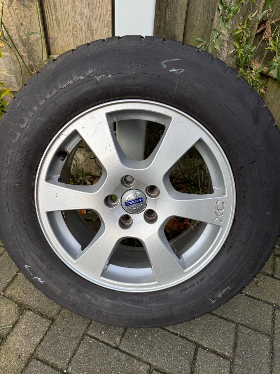 4 velgen 17 inch  volvo xc  met banden