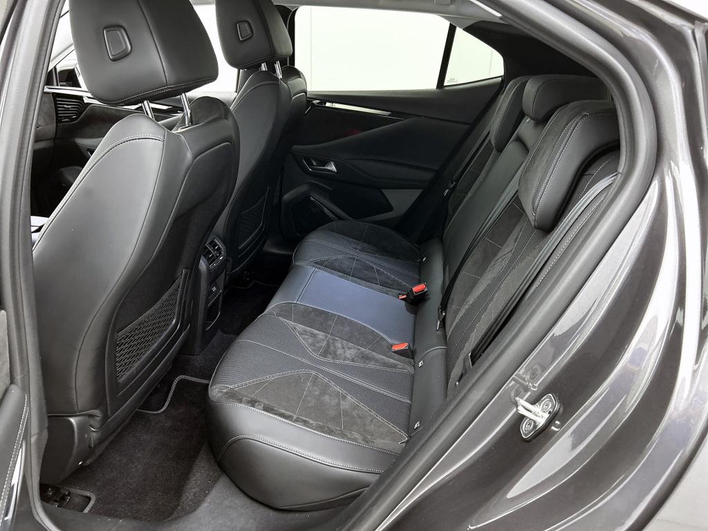 Ds Ds 4 130pk automaat etoile | 180 camera | elektrische stoelverstelling |