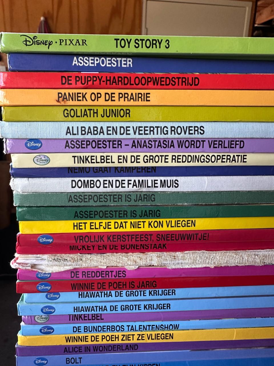 Grote collectie disney club boeken