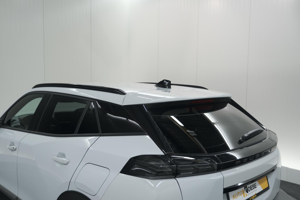 Peugeot 2008 puretech 100 allure | 360 camera | dodehoekdetectie | navigati