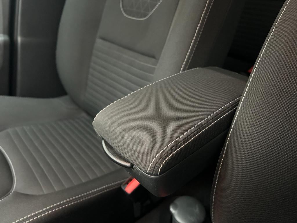 Renault Clio estate occasion 0.9 tce limited | zwart | airco | tweedehands 