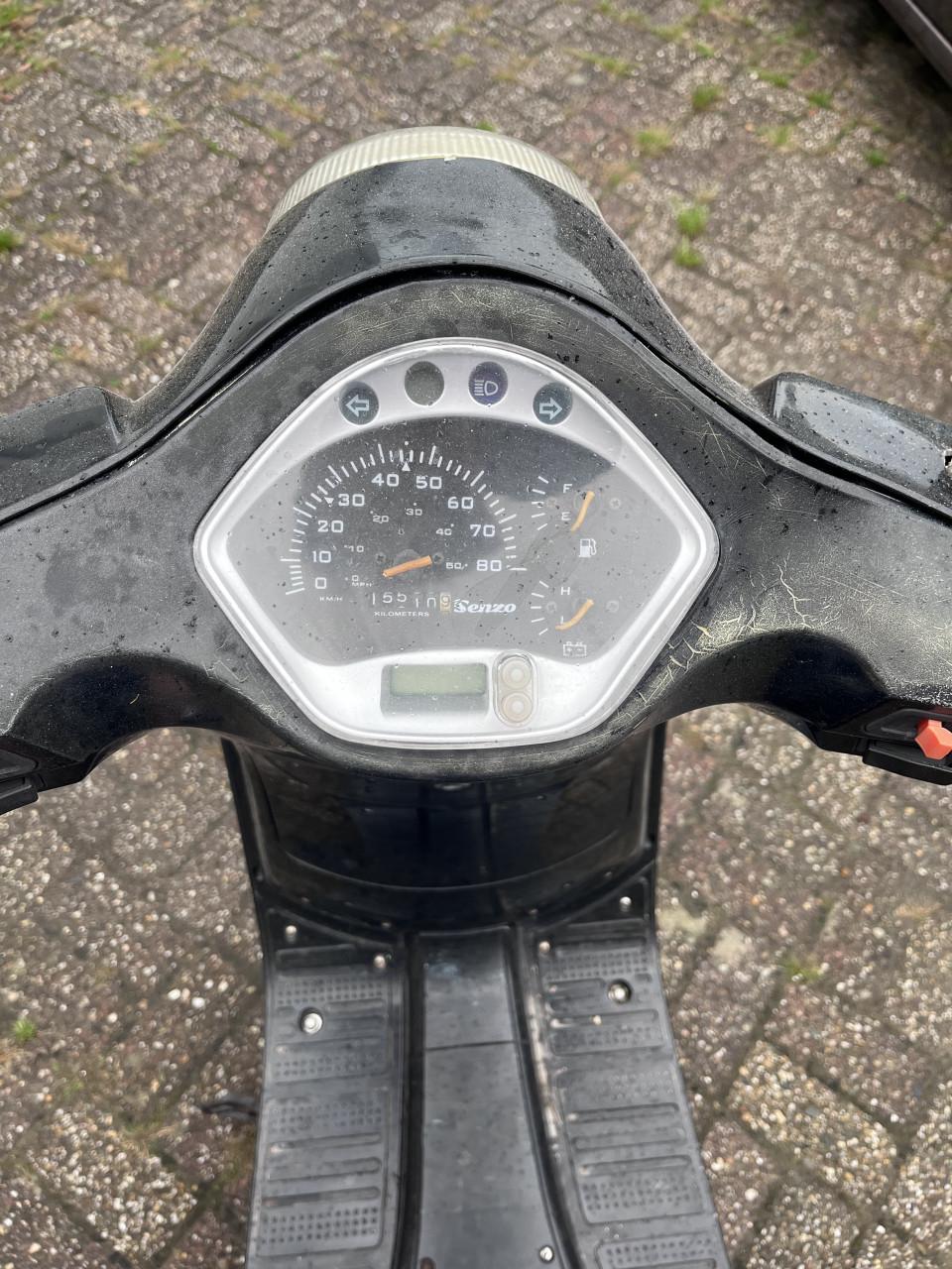 Scooter Senzo Riva Lux