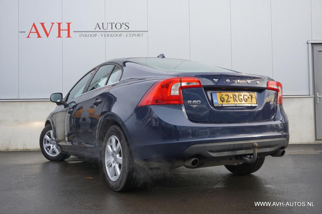 Volvo S60 2.0t intro edition