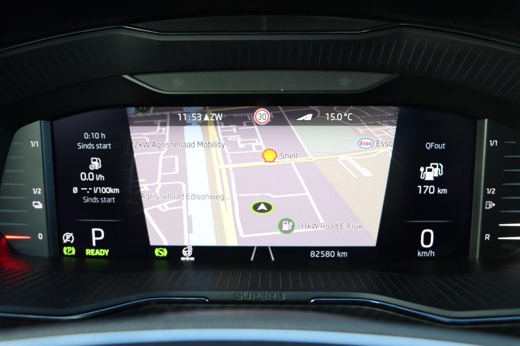 Skoda Superb combi 1.4 tsi iv sportline 218pk dsg6