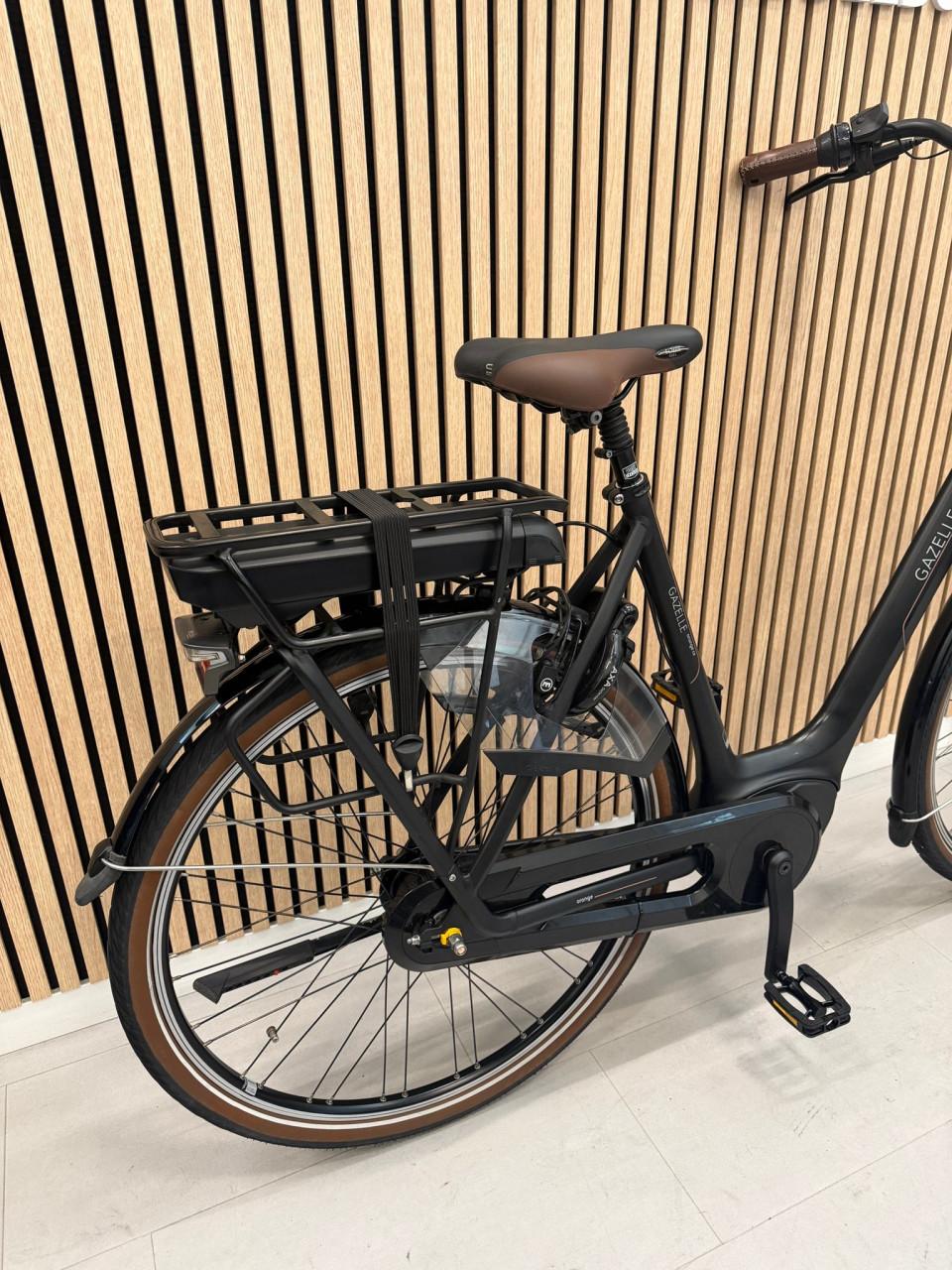 Gazelle Orange C8 Bosch Active Line Plus 57CM 400Wh