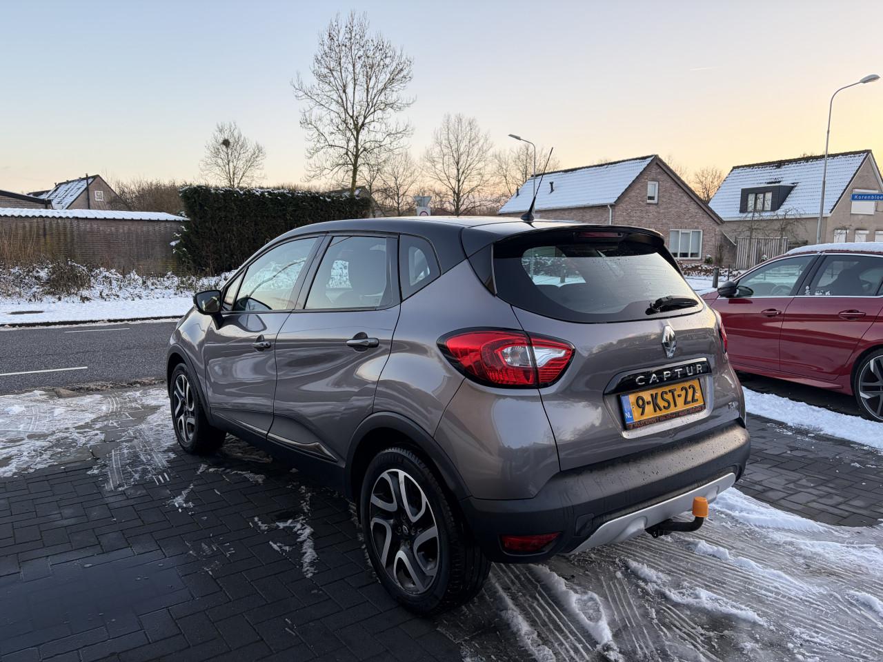 Renault Captur 0.9 TCe Dynamique Airco Navi Keyless LMV CCT ORG NL
