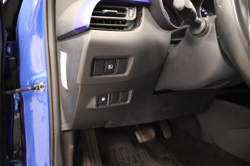 Toyota C-hr 2.0 hybrid bi-tone