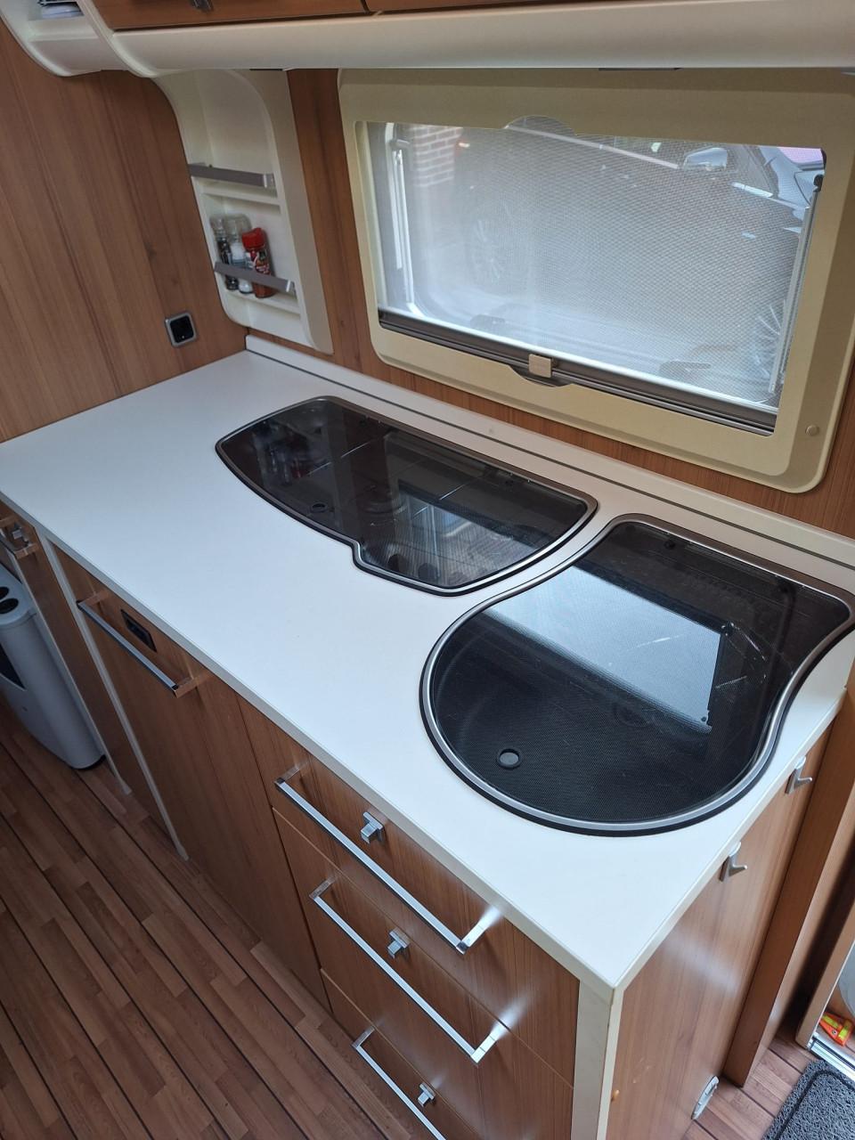 Caravan knous sudwind 550 QK te koop