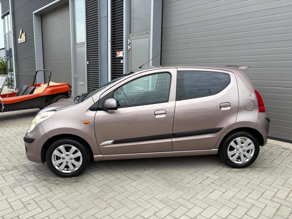 Suzuki Alto 1.0 exclusive
