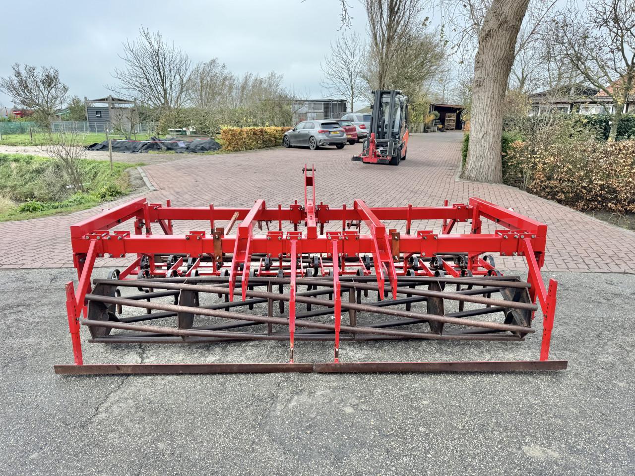 Front/achterbouw zaaibedbereider