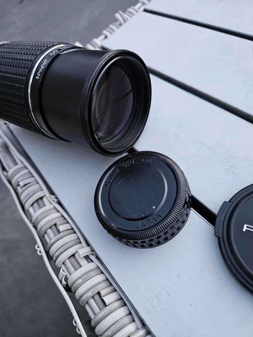Mooie SMC Pentax-M 1:4 200mm Telelens in zeer nette staat