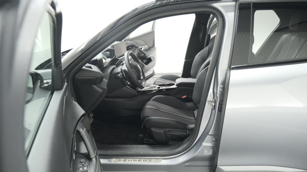 Peugeot 2008 puretech 130 eat8 gt | 360 camera | adaptieve cruise control |
