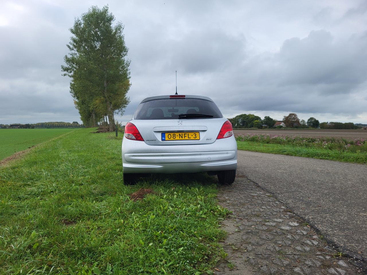 Peugeot 207 1.6 VTi Sportium Uitvoering