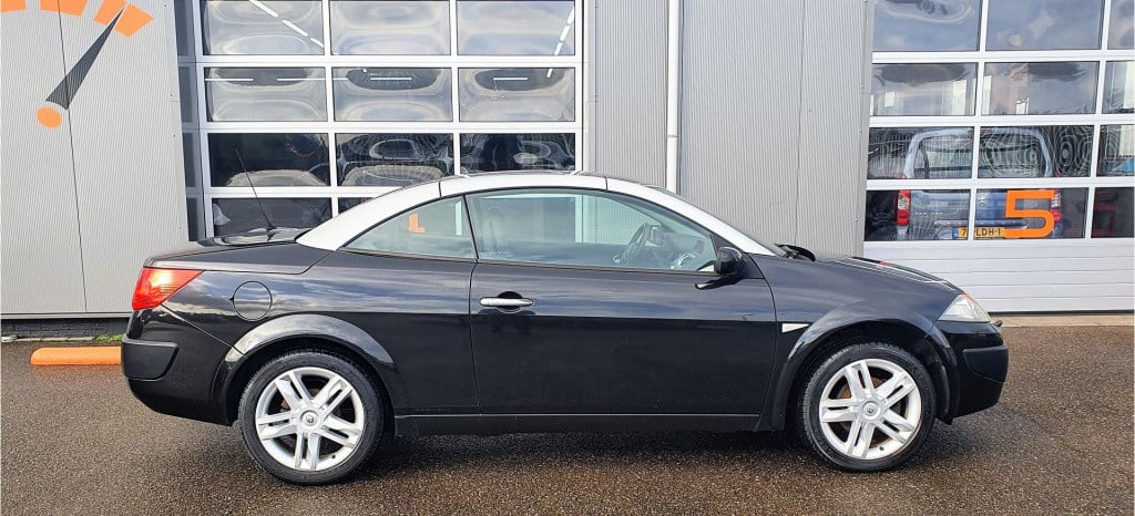 Renault Megane 2.0 16v cabrio tech line