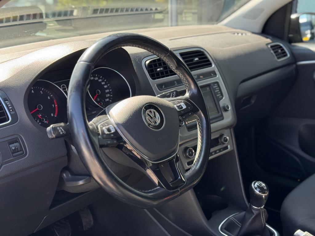 Volkswagen Polo 1.2 tsi lounge * cruise control * stoelverwarming * dab