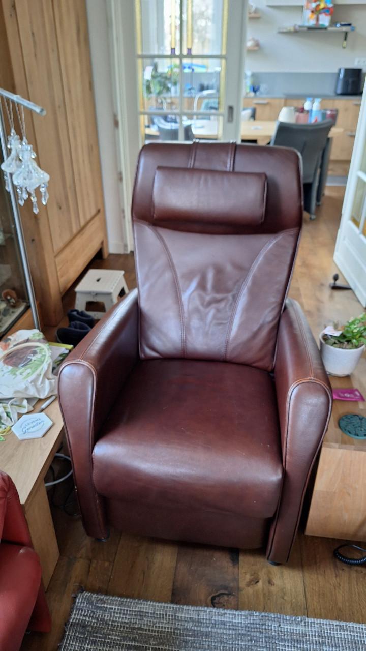 Relax/sta-op stoel leer!