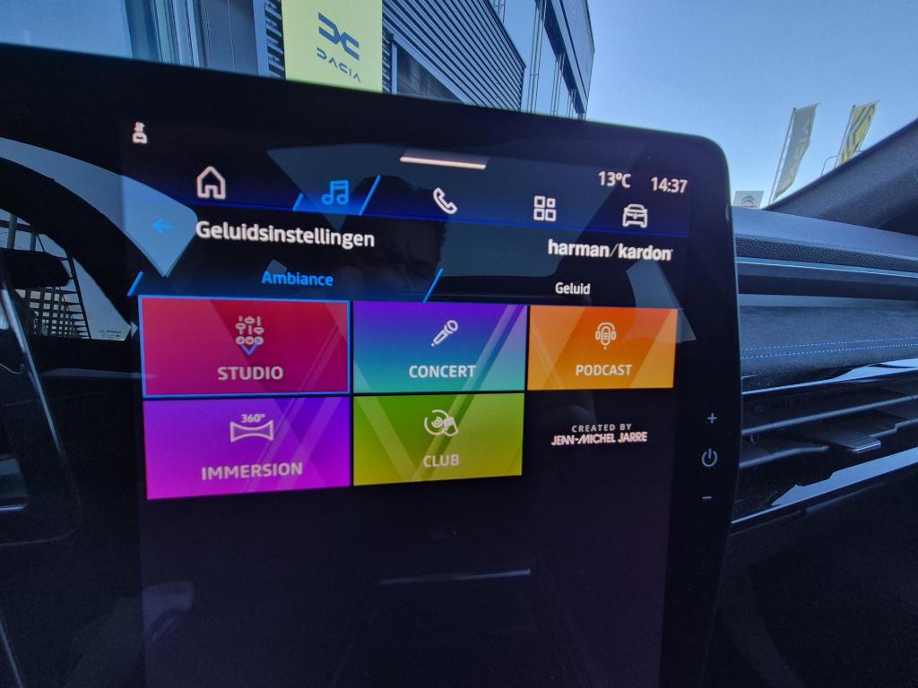 Renault Austral 1.2 e-tech full hybrid 200 esprit alpine all season banden,