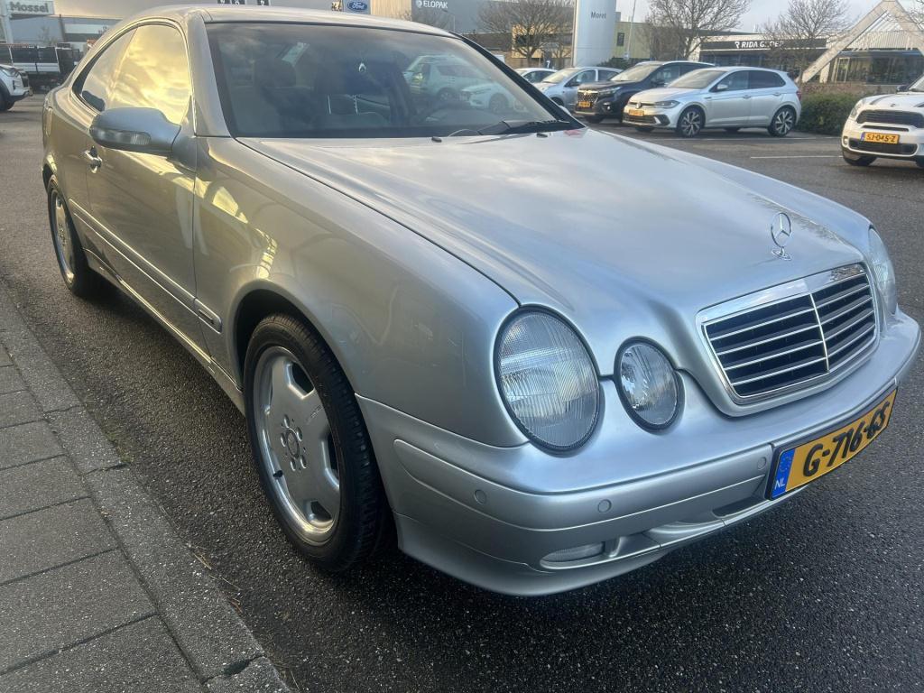 Mercedes-Benz Clk-klasse coupé 200 elegance