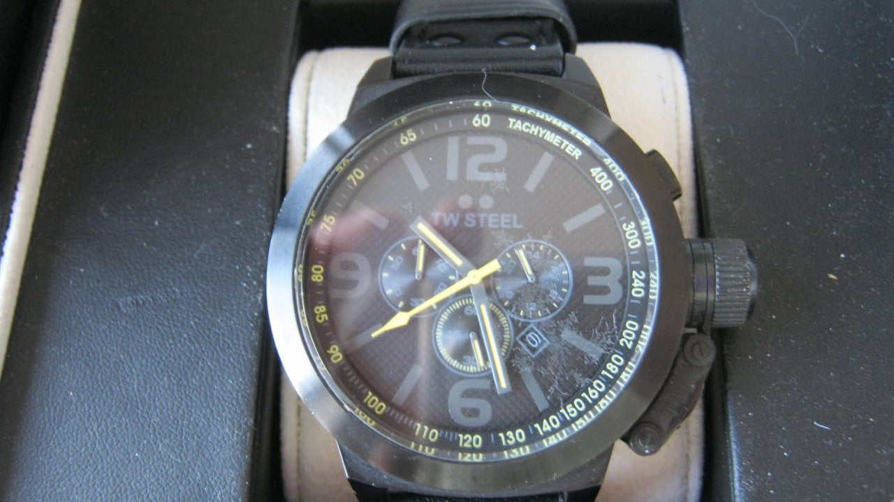 NIEUW 2X TW STEEL BLACK EDITIE GEEL /ROOD 100EURO PERSTUK