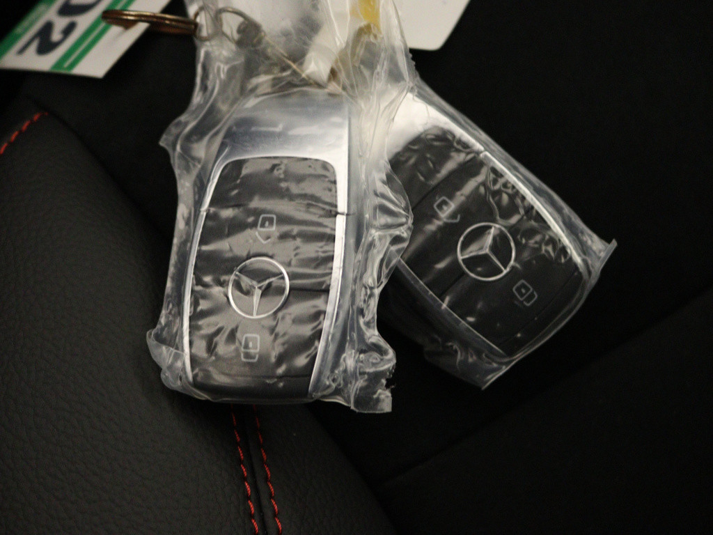 Mercedes-Benz A-Klasse 250 e amg line | premium pack | nightpakket | draadl
