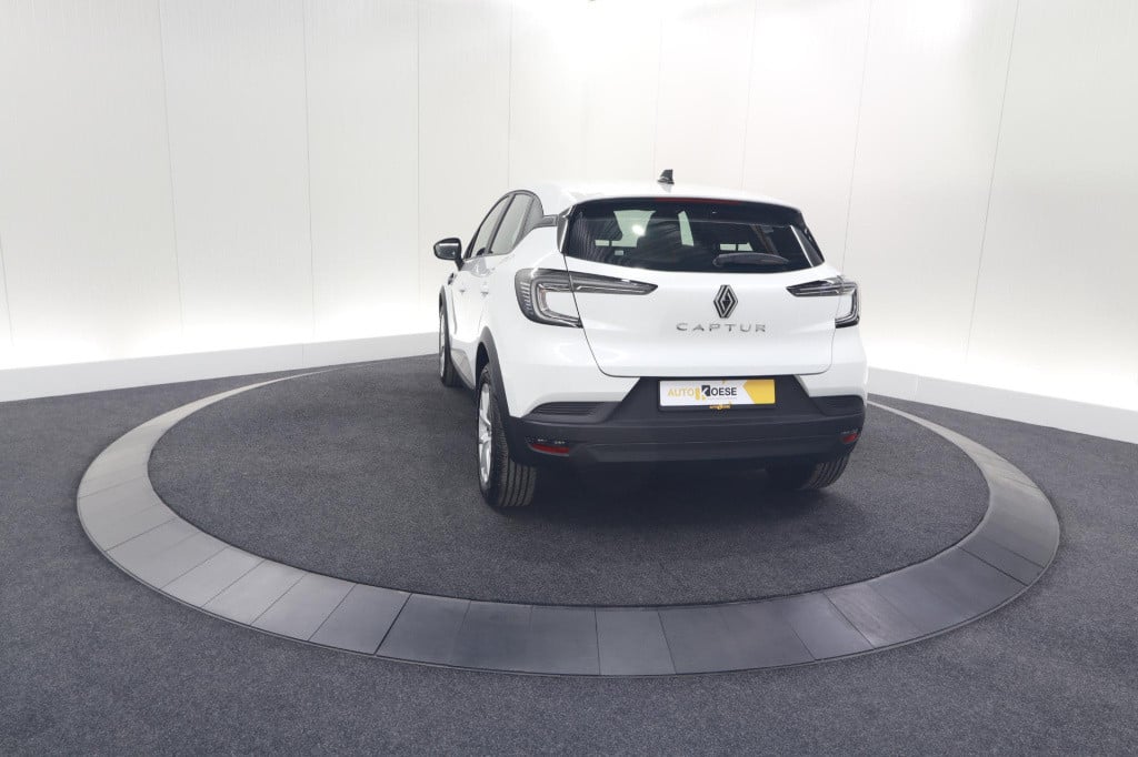 Renault Captur mild hybrid 160 evolution | camera | apple carplay | stoelve