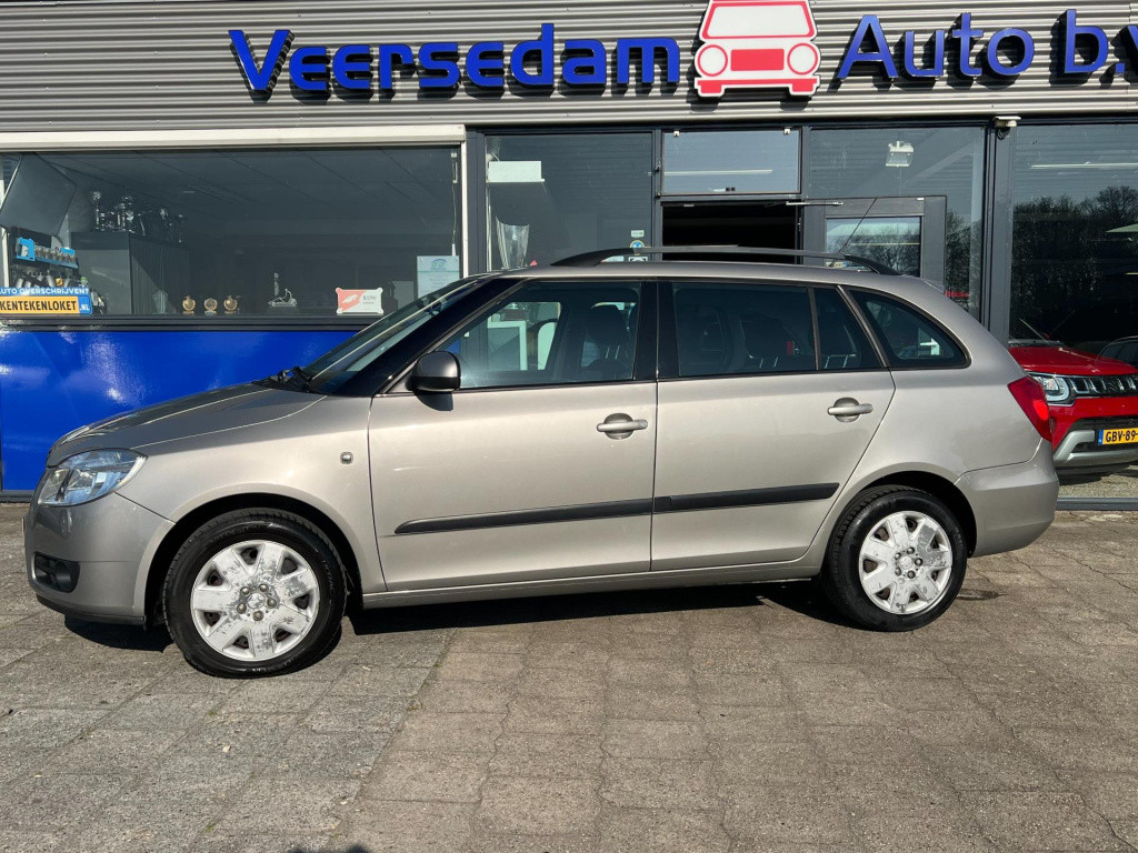 Skoda Fabia combi 1.4-16v ambition business line, airco, trekhaak enz...