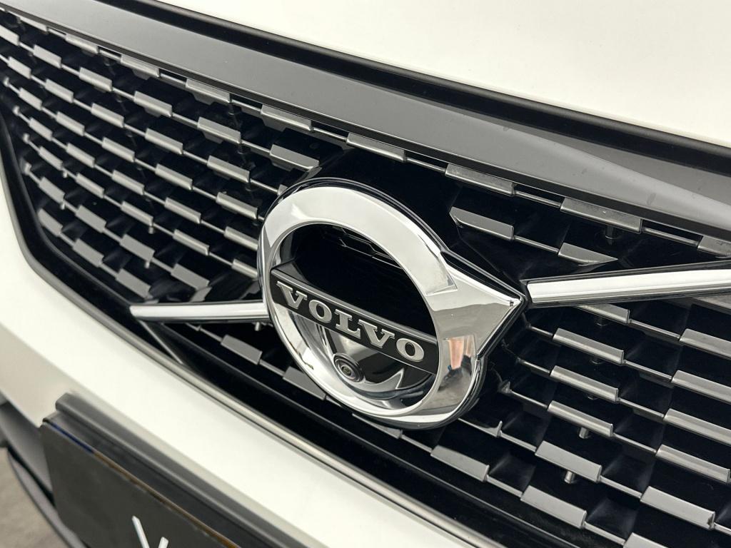 Volvo XC40 t4 211pk recharge r-design| 360camera| trekhaak| adap.cruise