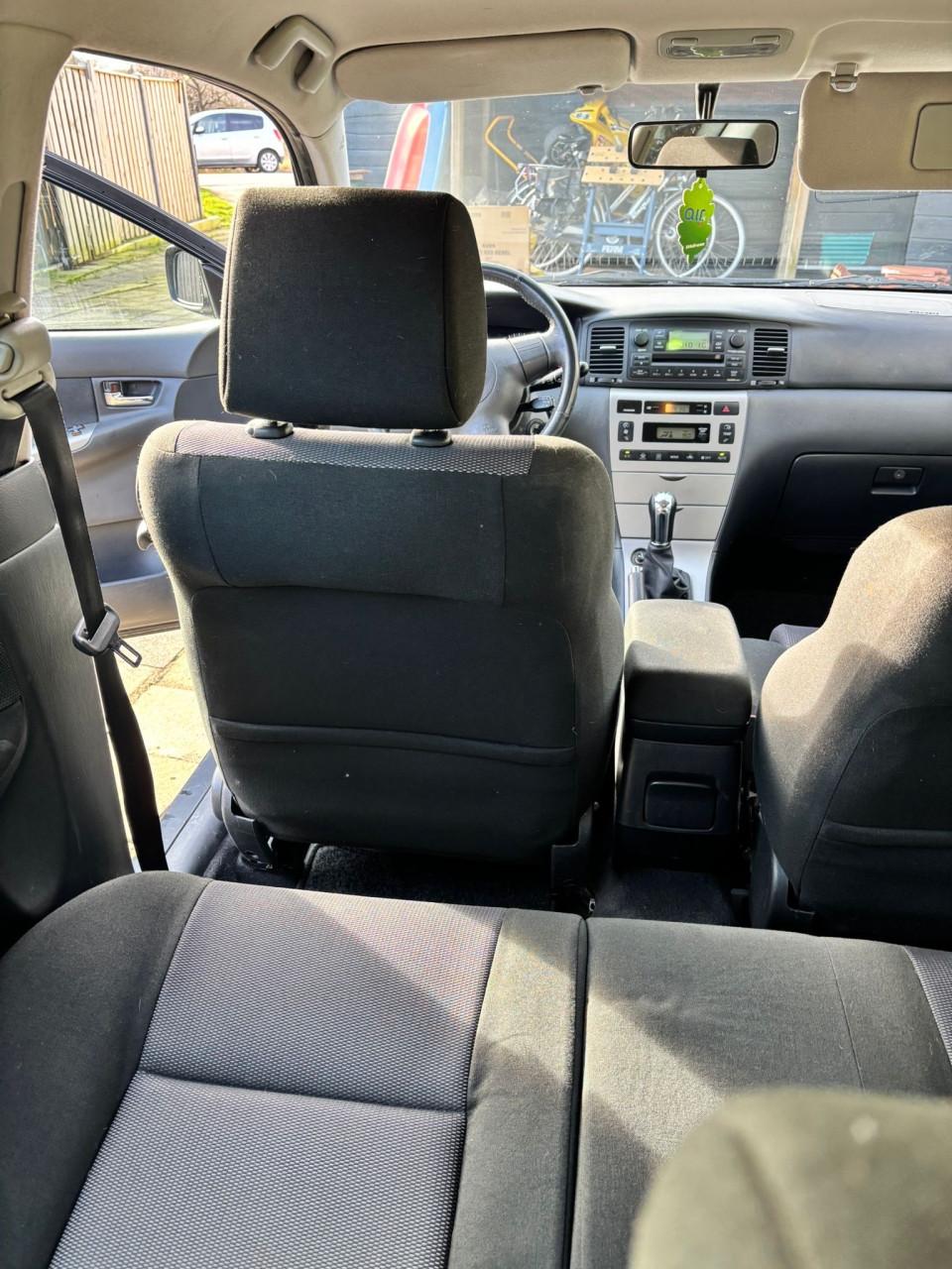 MOOIE TOYOTA COROLLA 1.6 16V VVT-i 3DR 2007 ZWART