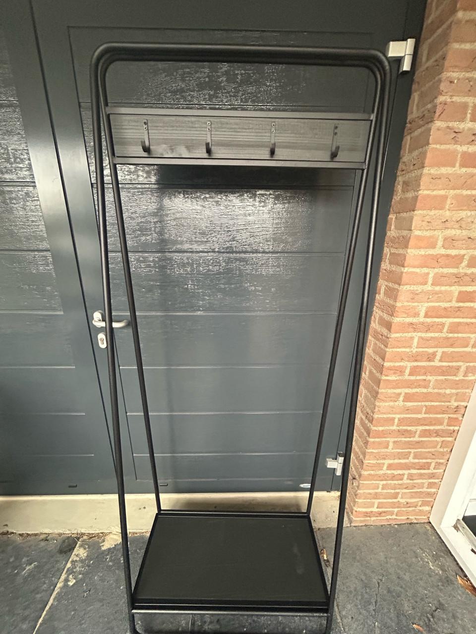 Kapstok/kleding rek zwart metaal