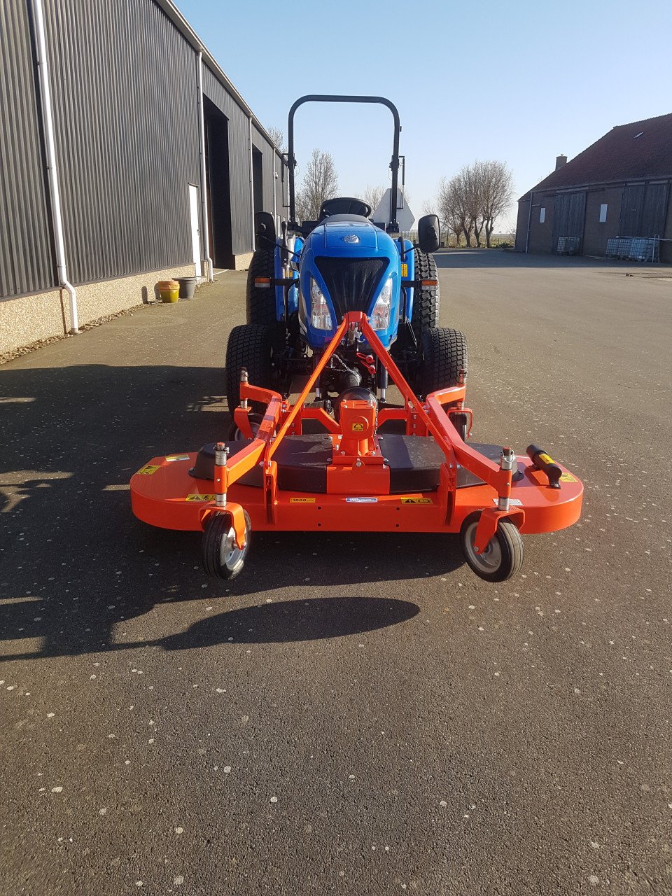 Tractor met maaier