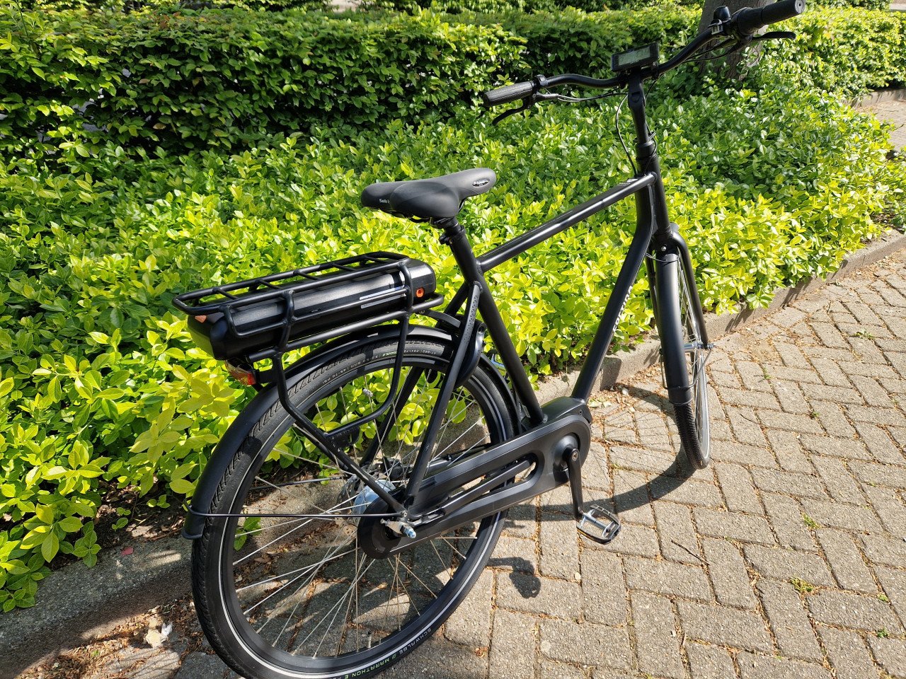 Schitterende Cortina elektrische heren fiets met middenmotor