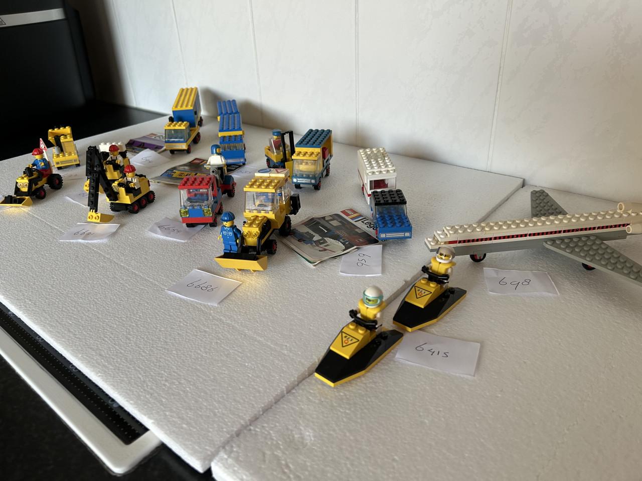 Oude Lego modellen. (13 totaal)