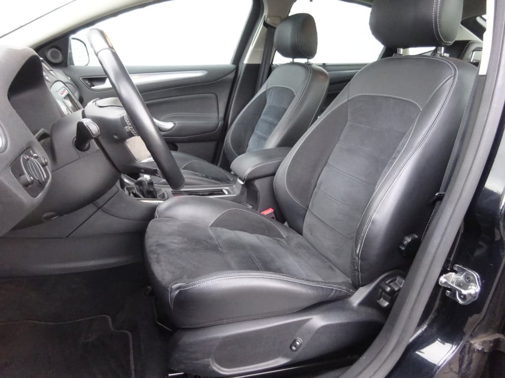 Ford Mondeo 1.6 ecoboost platinum navi / trekhaak / led / lm velgen