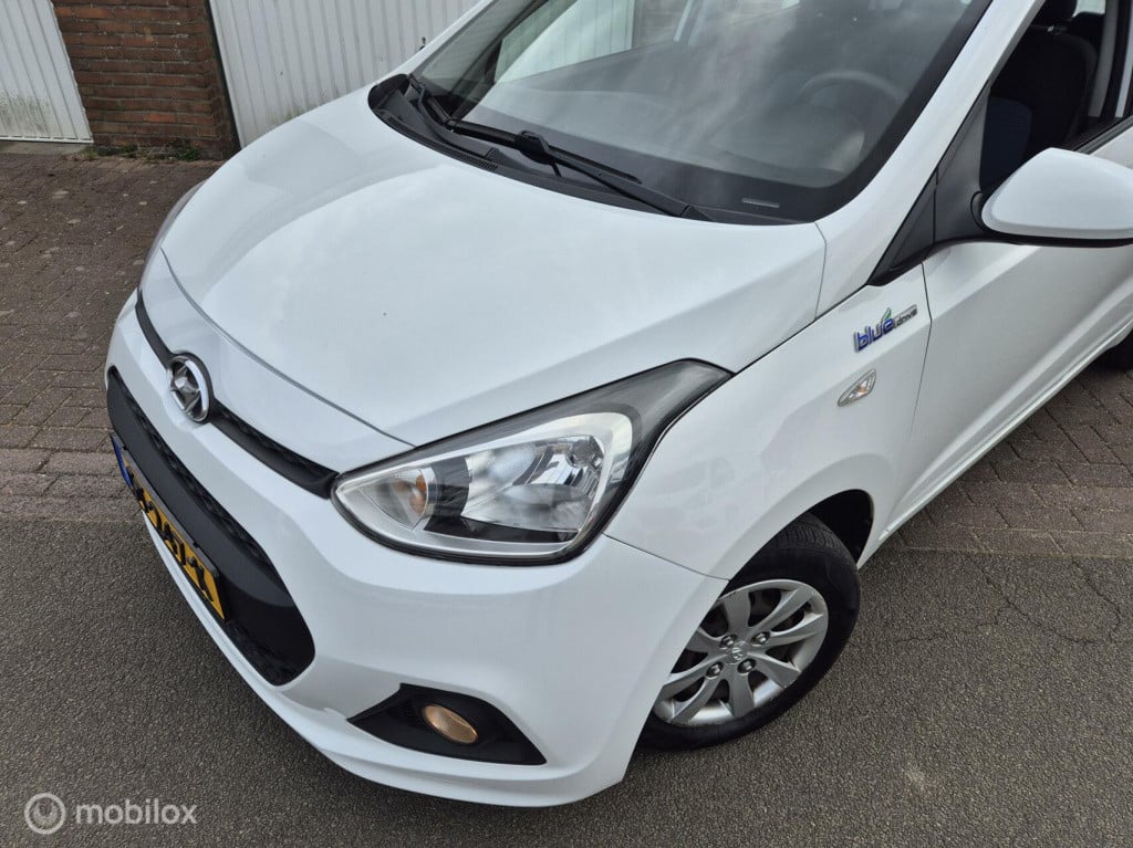 Hyundai I 10 1.0i / origineel nl / airco / cruise control / nieuwe apk