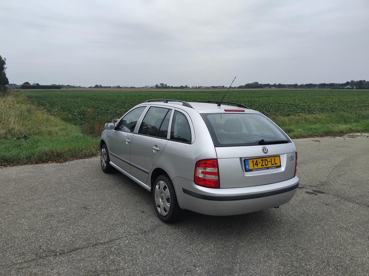 Skoda Fabia 1.4-16V Spirit+ met nieuwe APK.