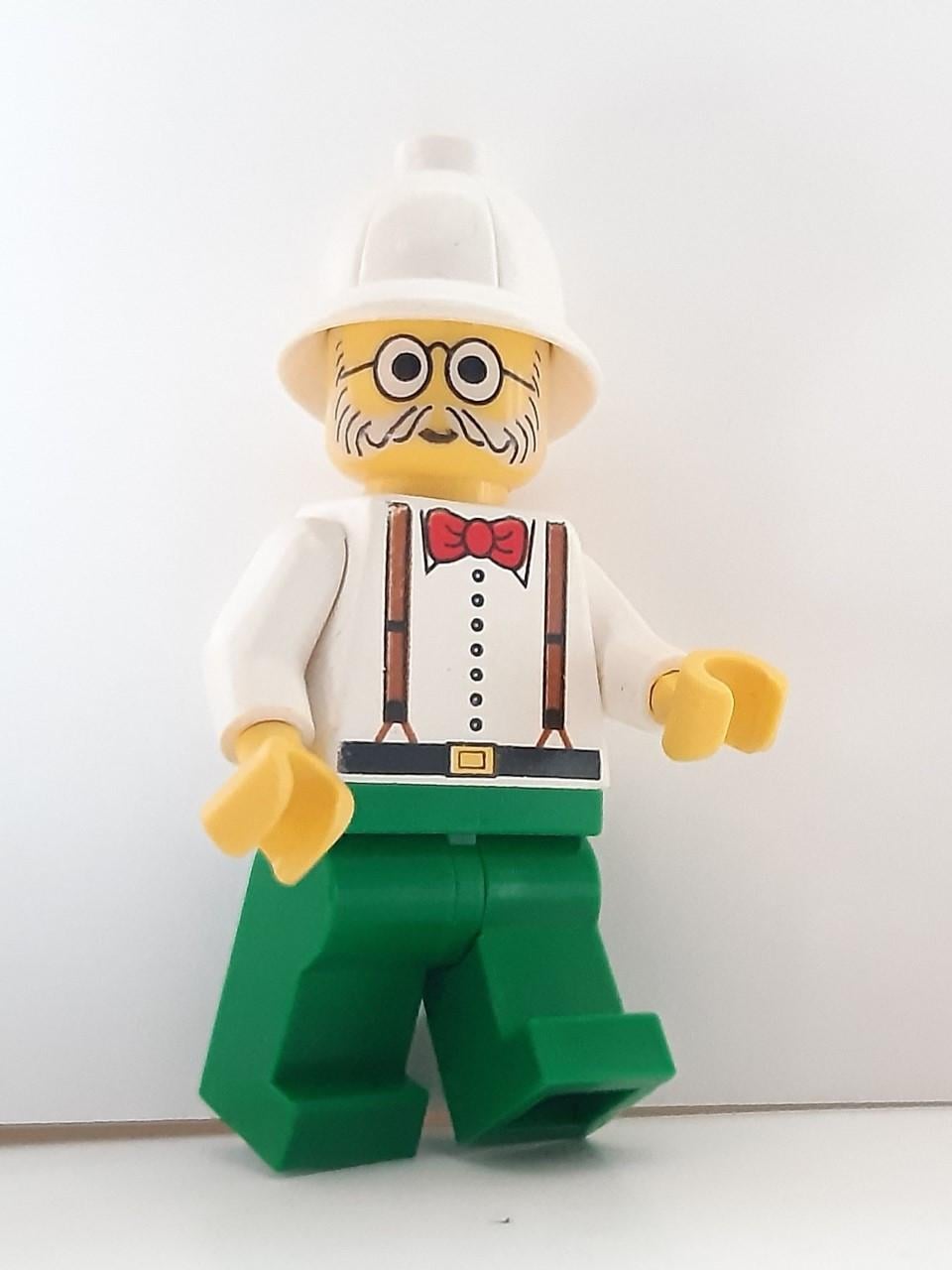 LEGO minifiguur: Dr. Charles Lightning met rugzak Of  kok, bakker, chef