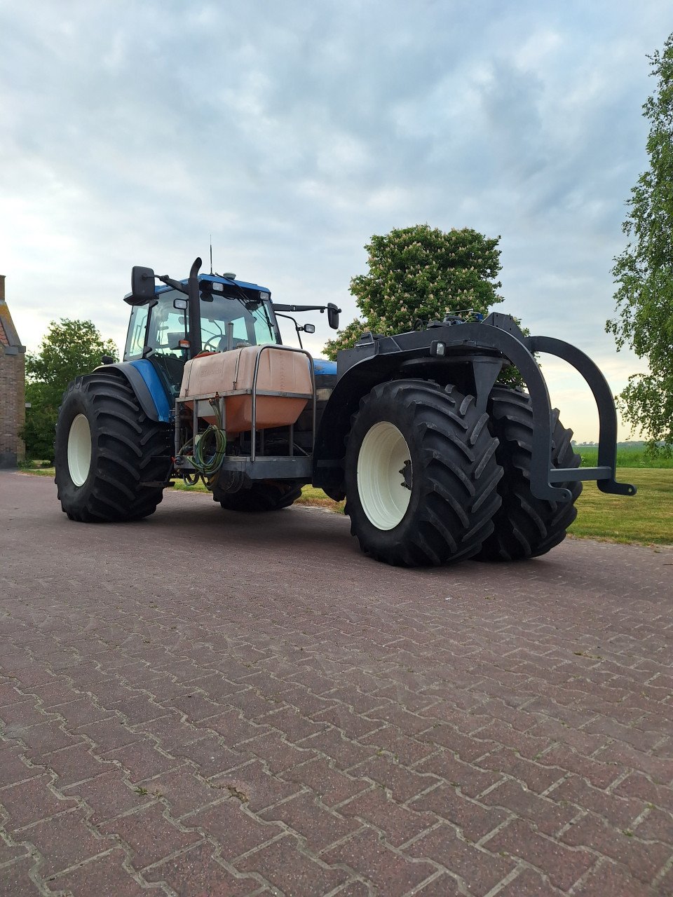 Newholland tm 115