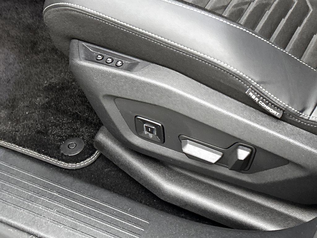 Peugeot 3008 hybrid 145 pk automaat gt | rijklaar | agr stoelen | elektrisc