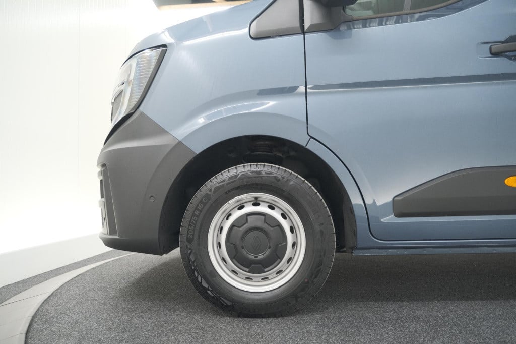 Renault Master t35 2.0 dci 170 l3h2 extra | trekhaak | camera | vloerplaat 