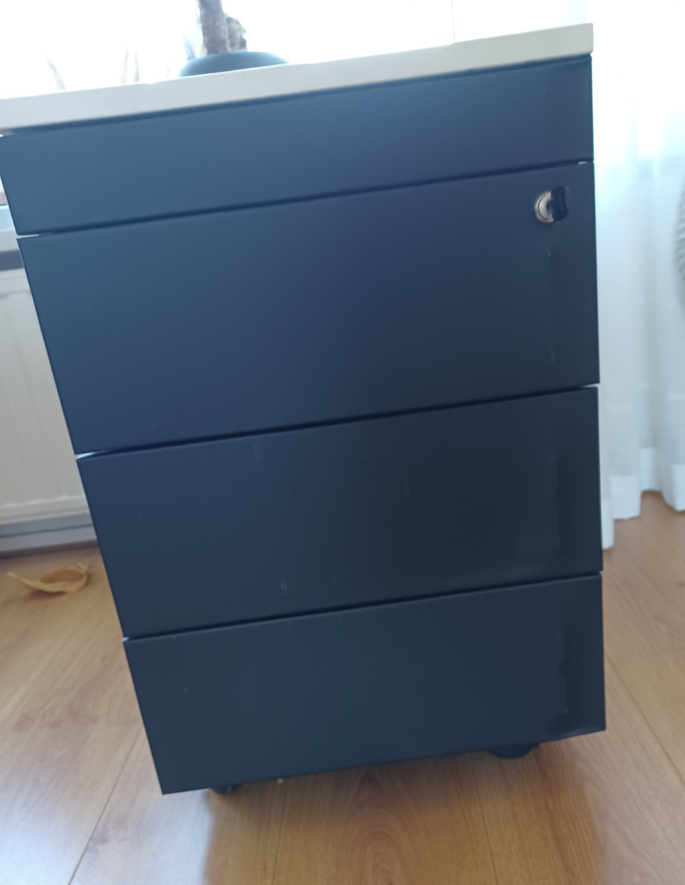 Ladenkasten op wieltjes