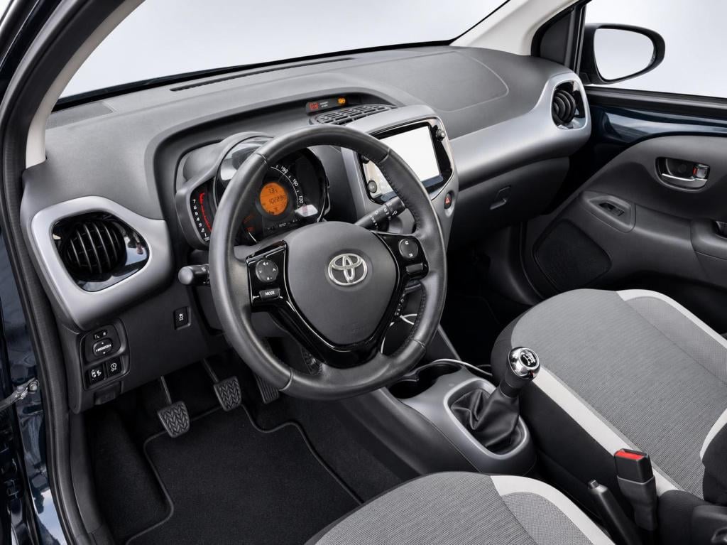 Toyota Aygo 1.0 vvt-i x-play | wordt verwacht | apple carplay / android aut