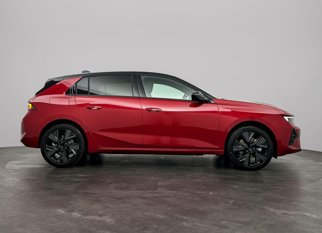 Opel Astra electric 54 kwh gs | voorraadmodel | snel rijden mogelijk! |