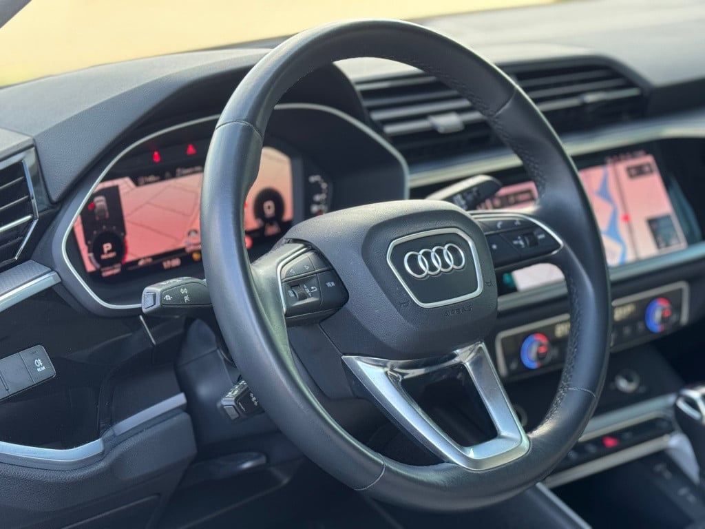 Audi Q3 sportback 35 tfsi pro line * leder * keyless * 360 camera * stoelve