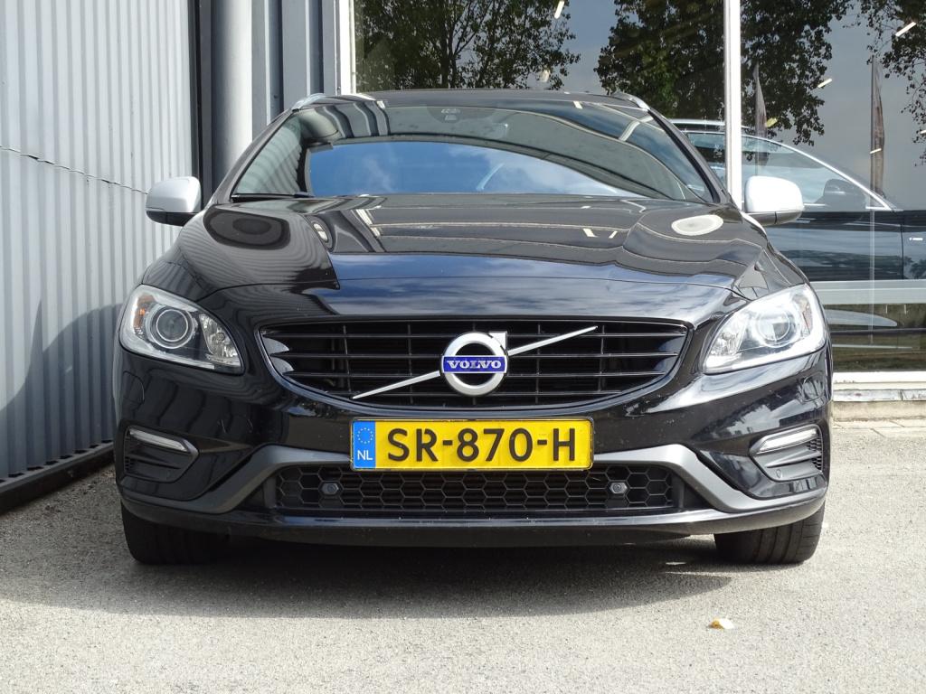 Volvo V60 2.0 t4 business sport r-design | leder | pano | trekhaak
