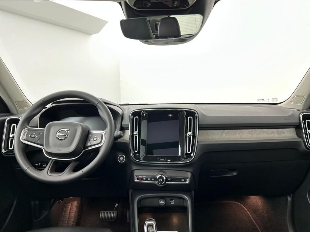 Volvo XC40 t5 262pk recharge inscription| pano| leder| camera| keyless| dab