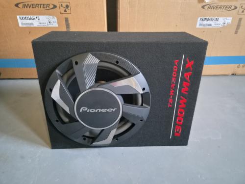 Pioneer auto subwoofer