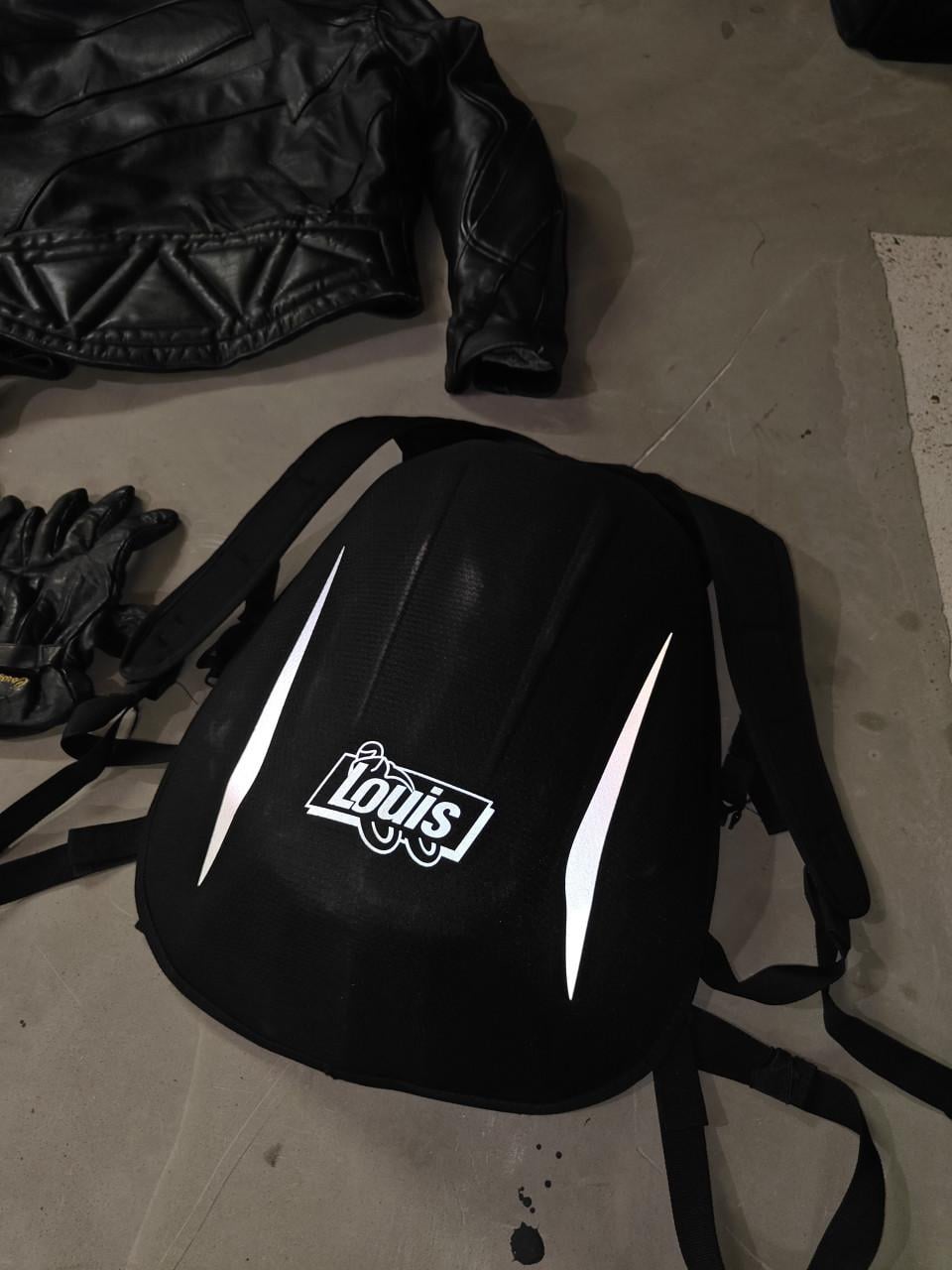 Complete Motoroutfit: Leren Jas, Broek, Handschoenen & Tas
