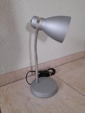 Bureau lamp ( z.g.a.n.) werkt naar behoren!  Hoogte 35 cm